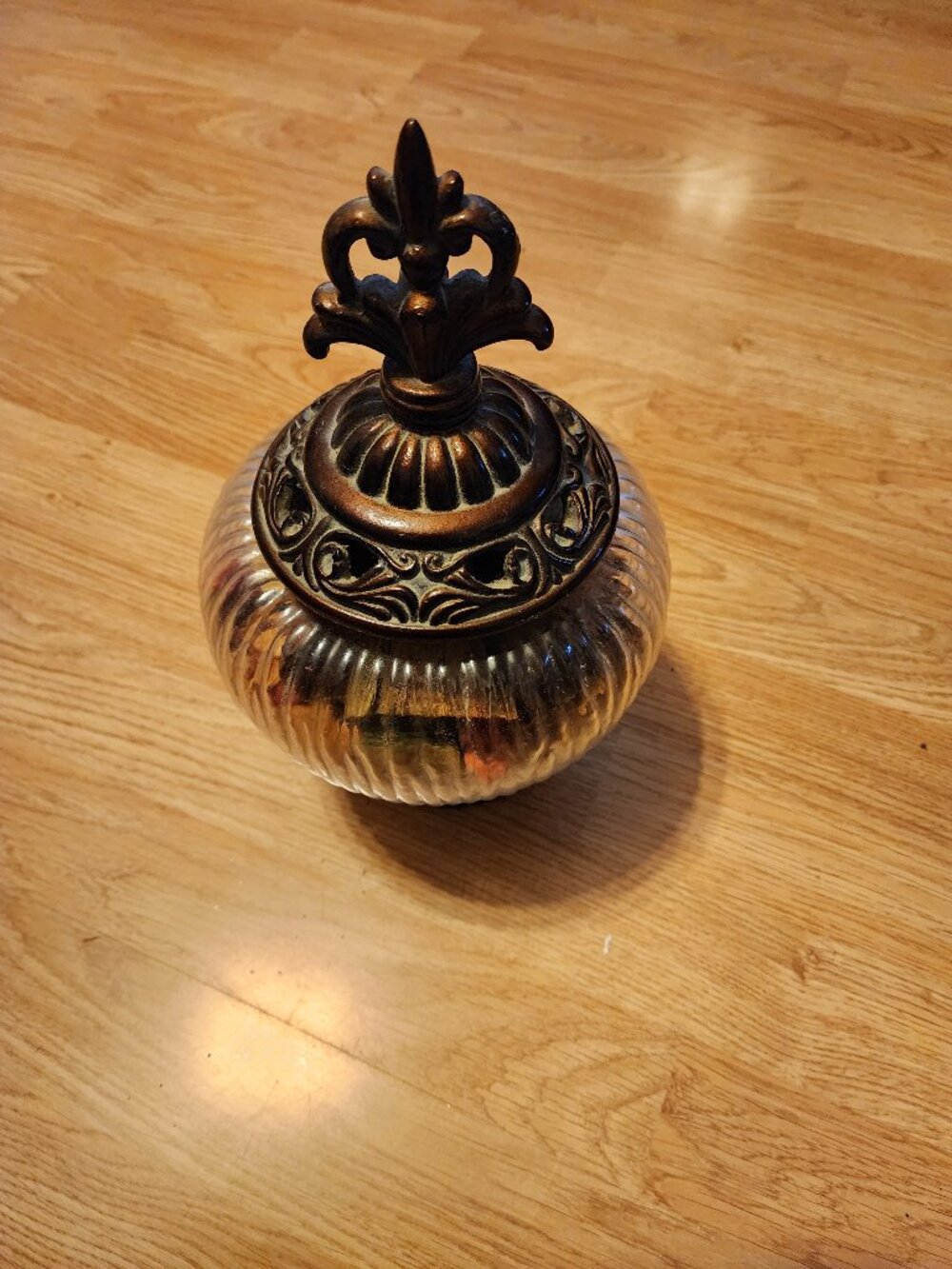 Vtg Kirkland Baroque Potpourri Bubble Glass Bowl– Fleur de Lis Finial
